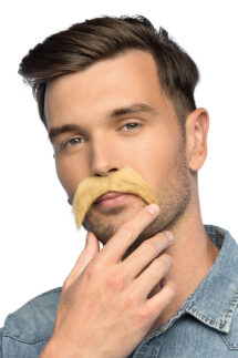 Moustache blonde